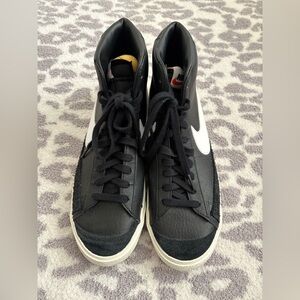 men’s nike blazer mid ‘77